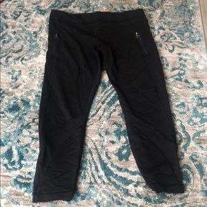 Lululemon black athletic leggings.